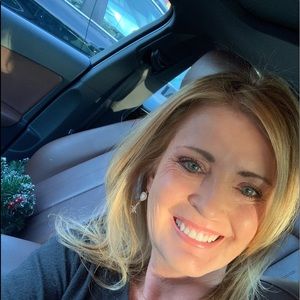 Meet your Posher, Sherry